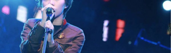 王菲窦唯光环下，她活出独一无二的窦靖童！