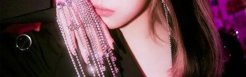 换上Jennie的同款编发后，彻底“野”上头了