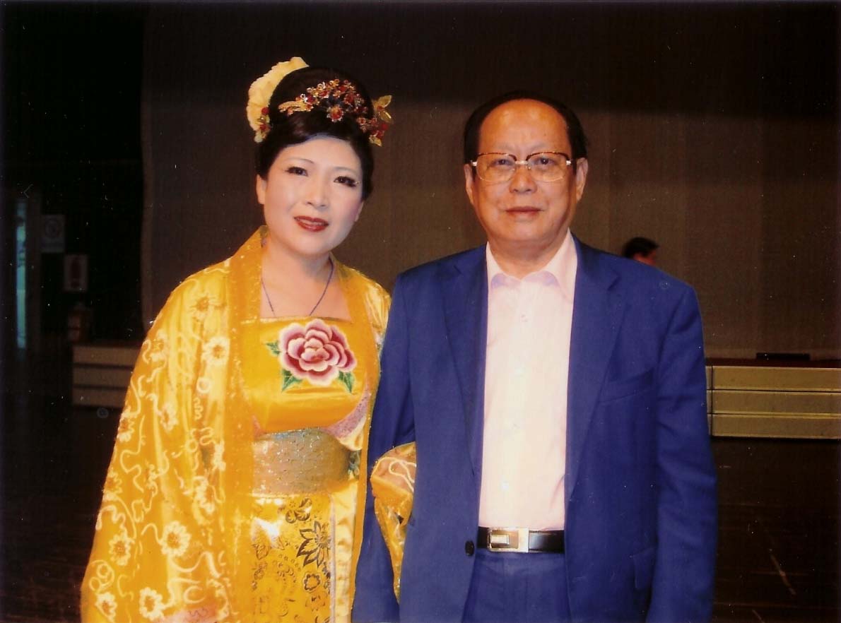 邵伟华