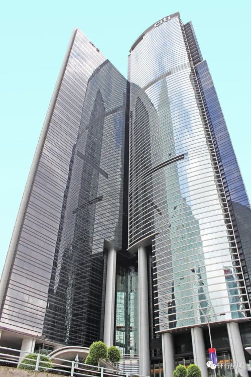 500