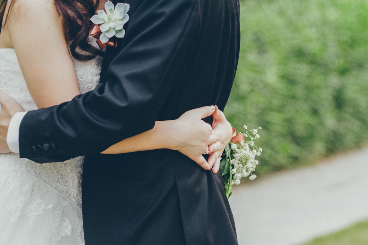 男蛇女马婚姻最终结局 女马和男蛇属相合不合