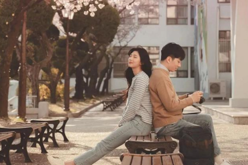 属龙跟属马的合不合 属龙和属马的婚配怎么样