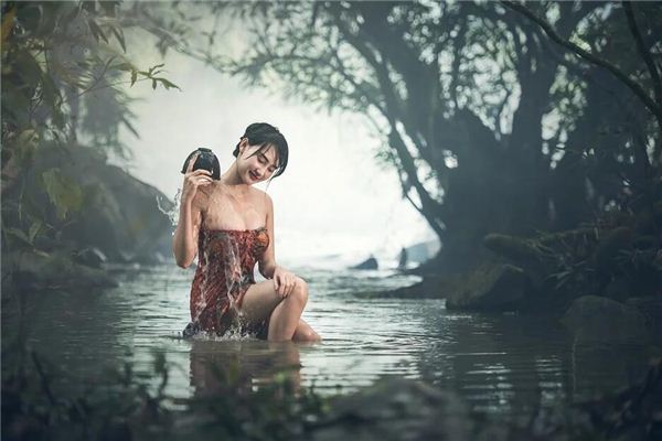 梦见洗澡
