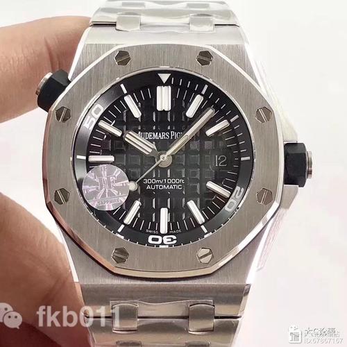 大c论表:JF爱彼15703V9s版本到底升级哪些地方?是改进还是套路