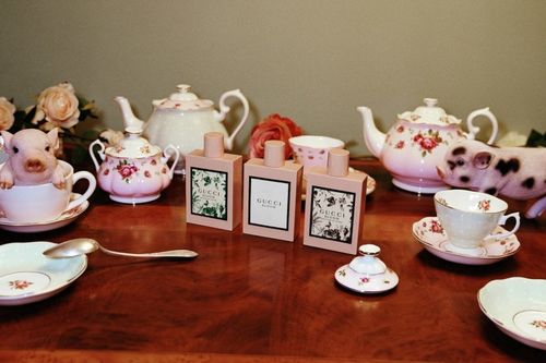 Gucci 推出最新 2019 猪年别注系列