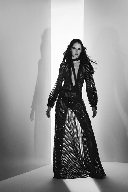 TOM FORD专注可持续发展,首次推出海洋塑料腕表,并与52HZ合作设立塑料创新奖