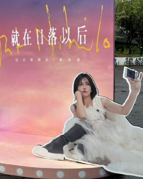 送徕卡给孙燕姿,戴百万壕表,长沙回收林俊杰衣柜里全是的LV