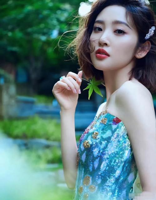 她一出手,美得太出圈了