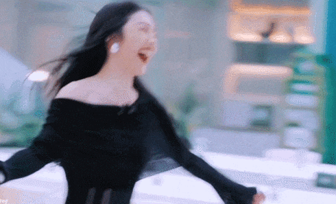 她一出手,美得太出圈了