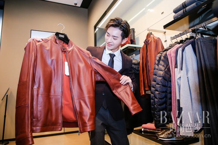 12 Luo Mingjie