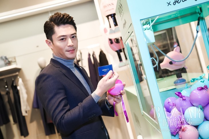 14 Wallace Huo