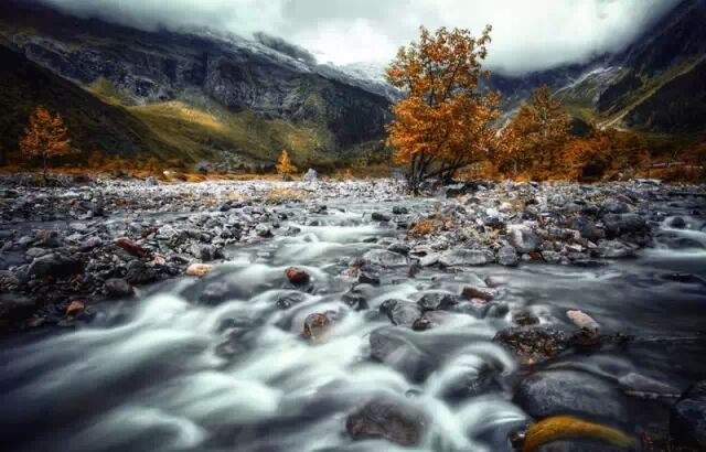 b7f25a3d6fc0bc690e670eb84c2b6cee