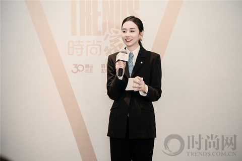 V ARE TRENDS 时尚家宴 —— 时尚和朋友们共同开启下一个时尚30年