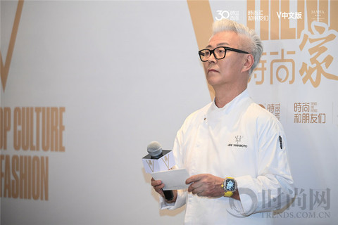 V ARE TRENDS 时尚家宴 —— 时尚和朋友们共同开启下一个时尚30年