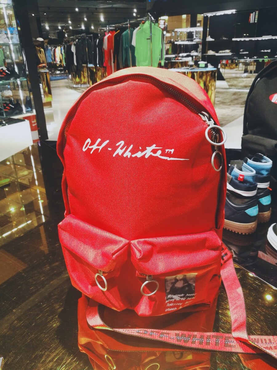 双背包男士哪个牌子好一点儿