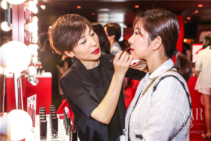 臻红显色馆唇妆试用