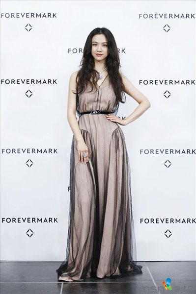 汤唯出席Forevermark™永恒印记全球首展