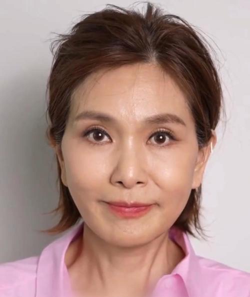 姐姐们眼周都还没有皱纹,你却先有了?