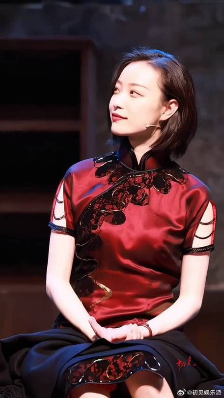 穿上旗袍的倪妮陈数太古典！原来妆容加分不少！