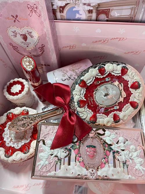 因为包装好看妆效惊艳,我在众多新品中多看了它们一眼!