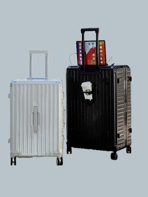 拉杆箱什么材质结实,选高品质硬壳箱最好选舒提拉拉杆箱