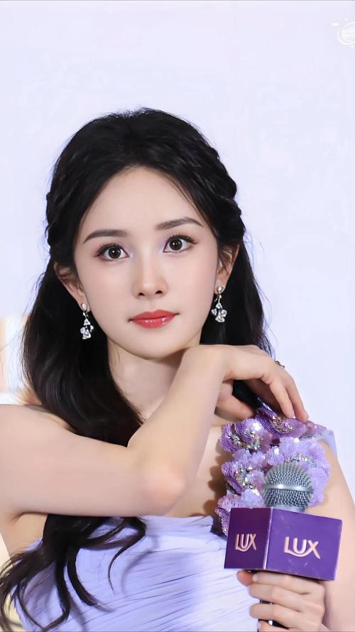 原来拥有杨幂同款灵动双眼并不难，首先你要.......