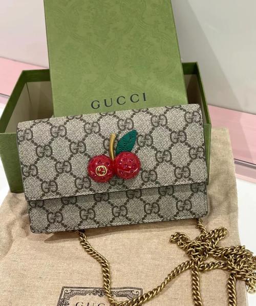 古驰官网包包,古驰神包或下架樱桃包价格看这里!