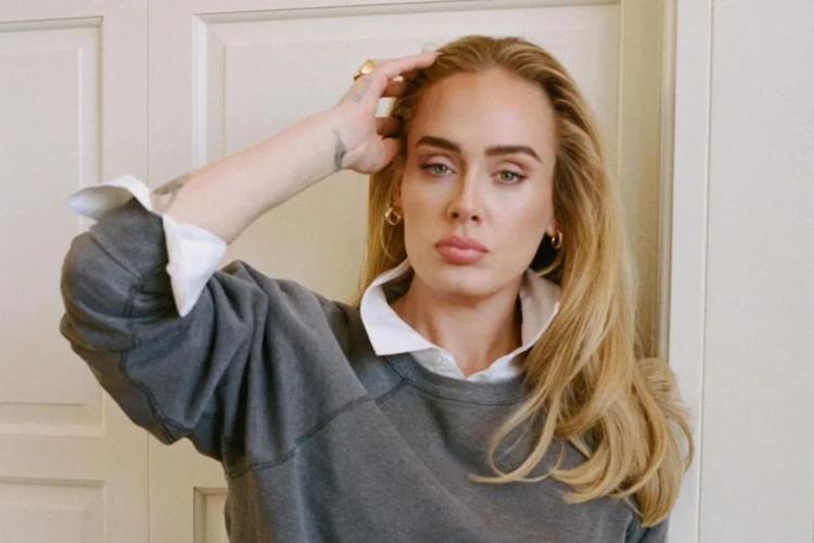 某种程度上说,Adele也选择了“裸辞”