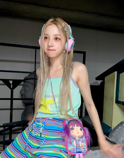 千禧年的时尚宠儿，又火出圈了