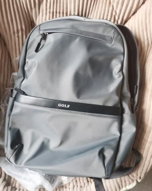 包包批发城10元双肩,杭州下沙高沙丰乐百货南区19元包包店