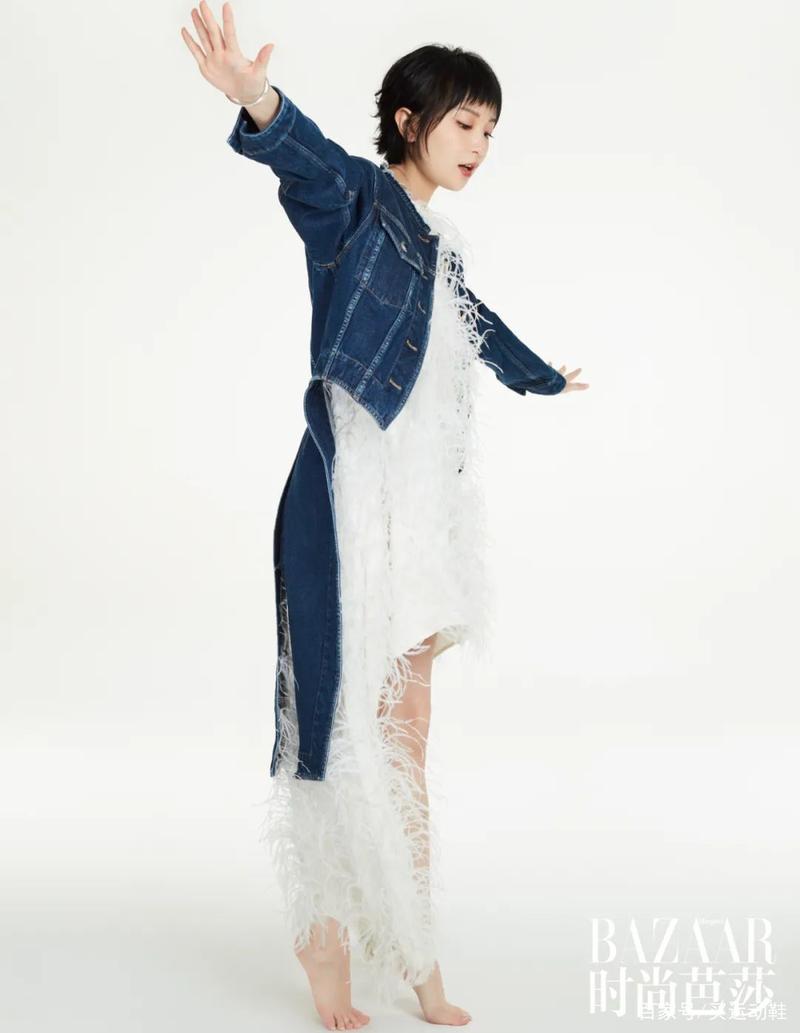 参加《一年一度喜剧大赛》后，史策被“变美”了