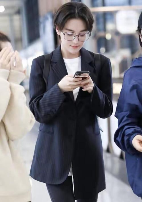 本来不敢剪短发,看到张馨予我又可了!