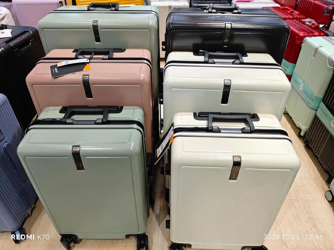 摩斯卡拉杆箱怎么样,la杆箱品牌排名第一价格也比较低