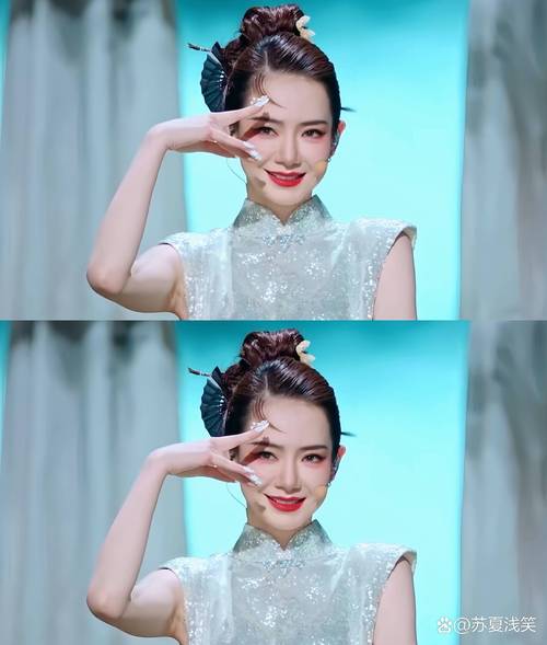 戚薇三套旗袍撩人心扉，搭配妆容更是“可”到不行！