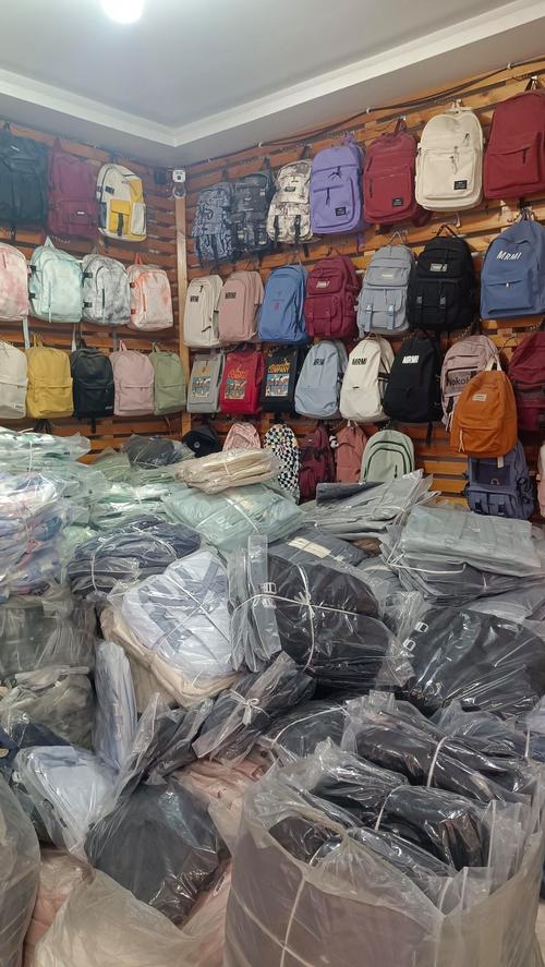 北京箱包生产厂家,白沟有两个市场售卖箱包厅产品质量较好