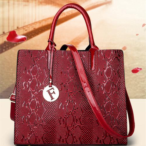 白沟箱包女包,河北保定妮妮箱包工厂生产女包不算奢侈品