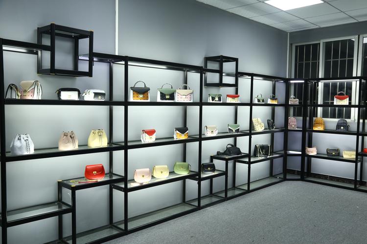 箱包皮具厂家,保定兴兴-1皮具有限公司更多信息和资料