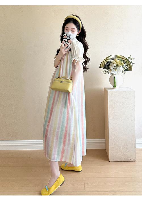 大太阳，来条糖果色连衣裙缤纷一夏咯！