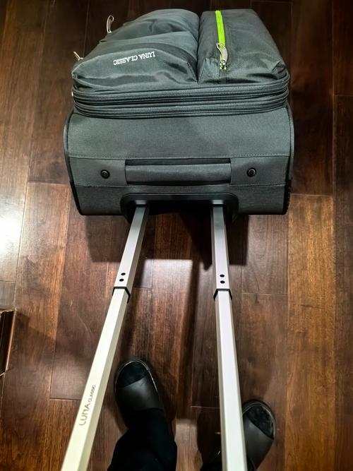 布面拉杆箱,28寸登机专用牛津布拉杆箱哪些款式最抢眼?