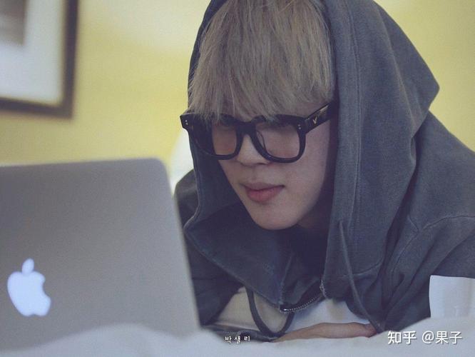 你的爱豆都在认真垃圾分类，你不开始么