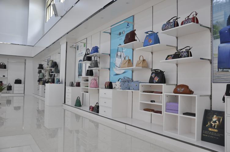 哪里有箱包批发市场,金华市场上的箱包批发市场