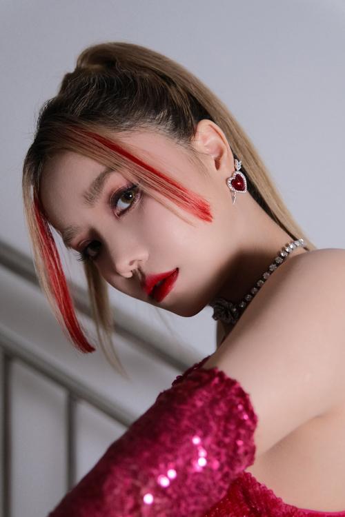 原来有辨识度是这么美,安崎的痣我Get了!