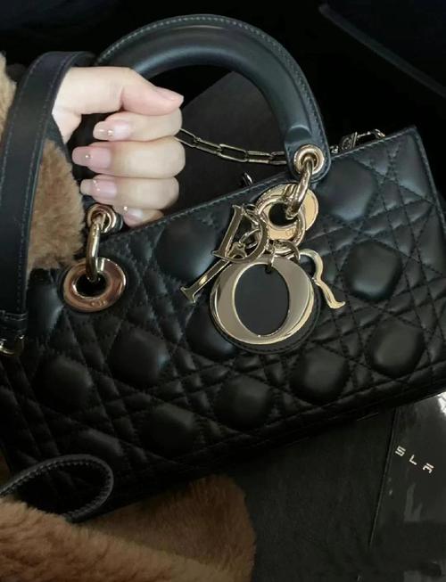 时尚芭莎90秒|等等!看完这篇再去买新包