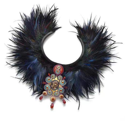 萧邦“迪斯尼公主系列”高级珠宝 童话般圣诞珠宝