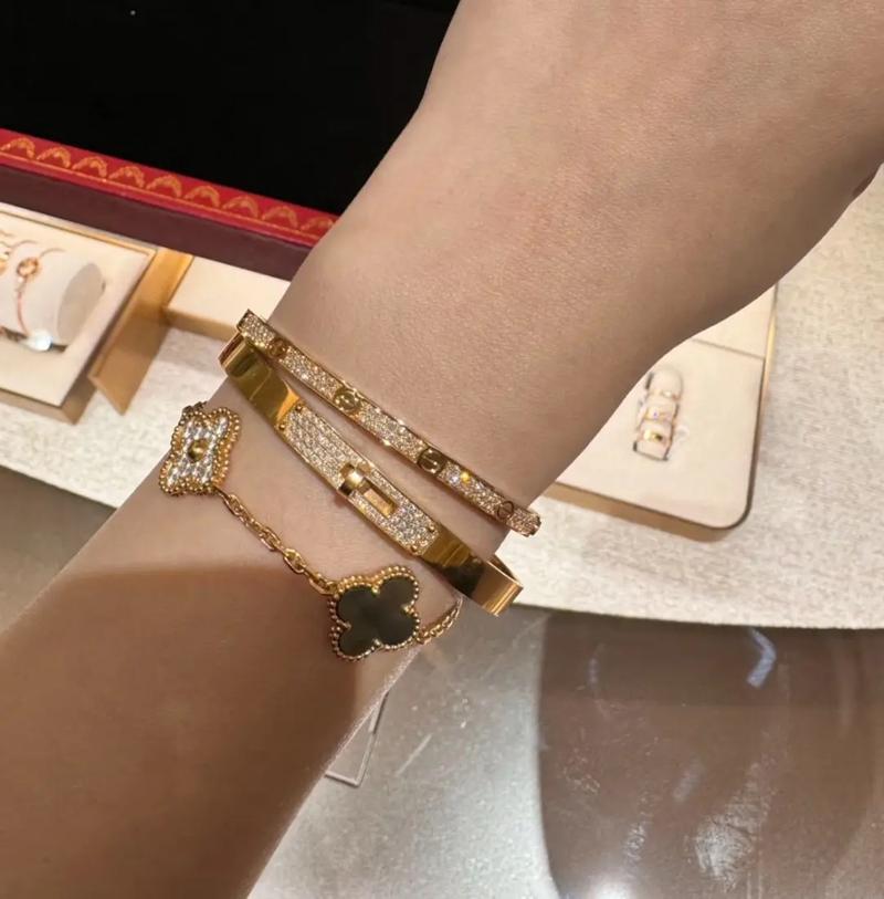 爱马仕 Kellymorphose 系列全新珠宝作品