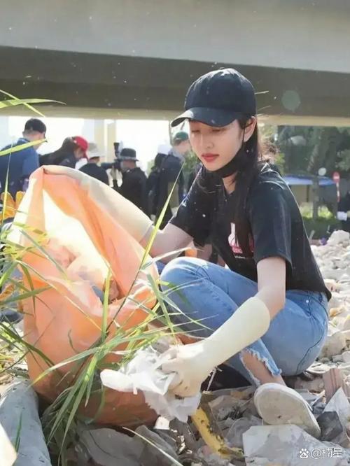 听说时髦的女孩都在收破烂?