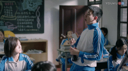 又是一年世界杯,四年前陪你看球的那个TA今年还在你身边吗?【芭姐日常】