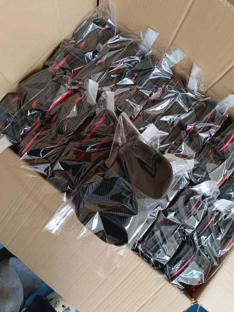 箱包工厂规定,箱包定制配件有哪些?