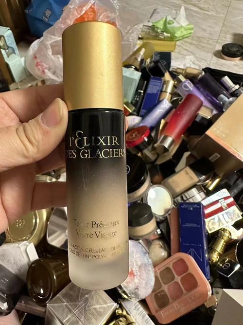 VALMONT法曼冰凝粉粉底系列