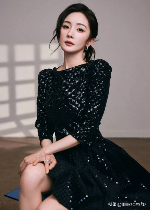 吓坏人的发明却成了美死人的时髦大作?杨幂带头“亲手”告诉你!